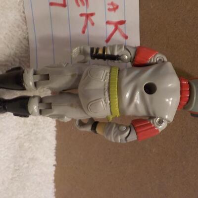 VINTAGE G.I. JOE ACTION FIGURE ( SNEAK PEEK ) 1987.