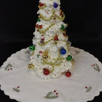 Crocheted Christmas Tree, White with Ornaments & Embroidered mat - Vintage