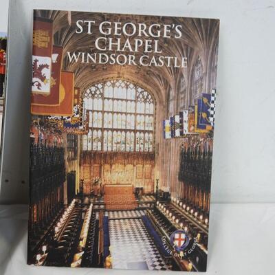 2 Small Travel Books on Windsor Castle