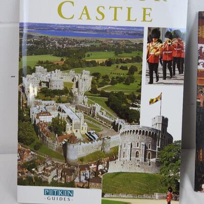 2 Small Travel Books on Windsor Castle