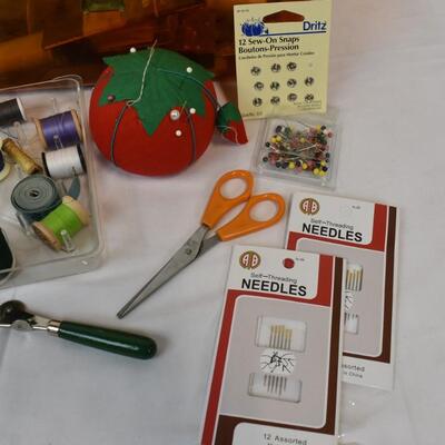 Vintage Sewing Box w/ Sewing Supplies Thread Needles, Pin Cushion