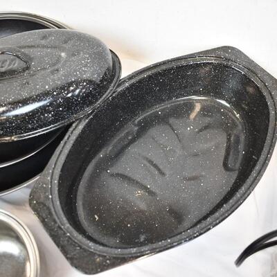 12 pc Kitchen, Toaster, Pans, Small Bowls, Hot Pads, Small Roasting Pot