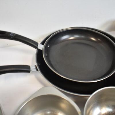 12 pc Kitchen, Toaster, Pans, Small Bowls, Hot Pads, Small Roasting Pot