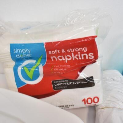 20+ Kichen: Toast Master Mixer, Napkins, Hot Pads, Small Bread Pan