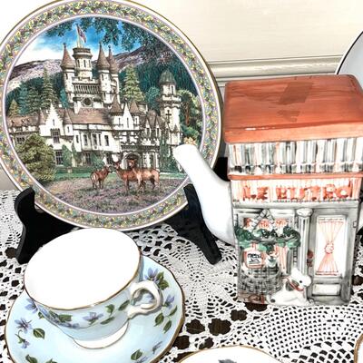Lot 131 Decorative Plates (2) + Le Bistro Teapot + 3 Bone China Cups & Saucers England