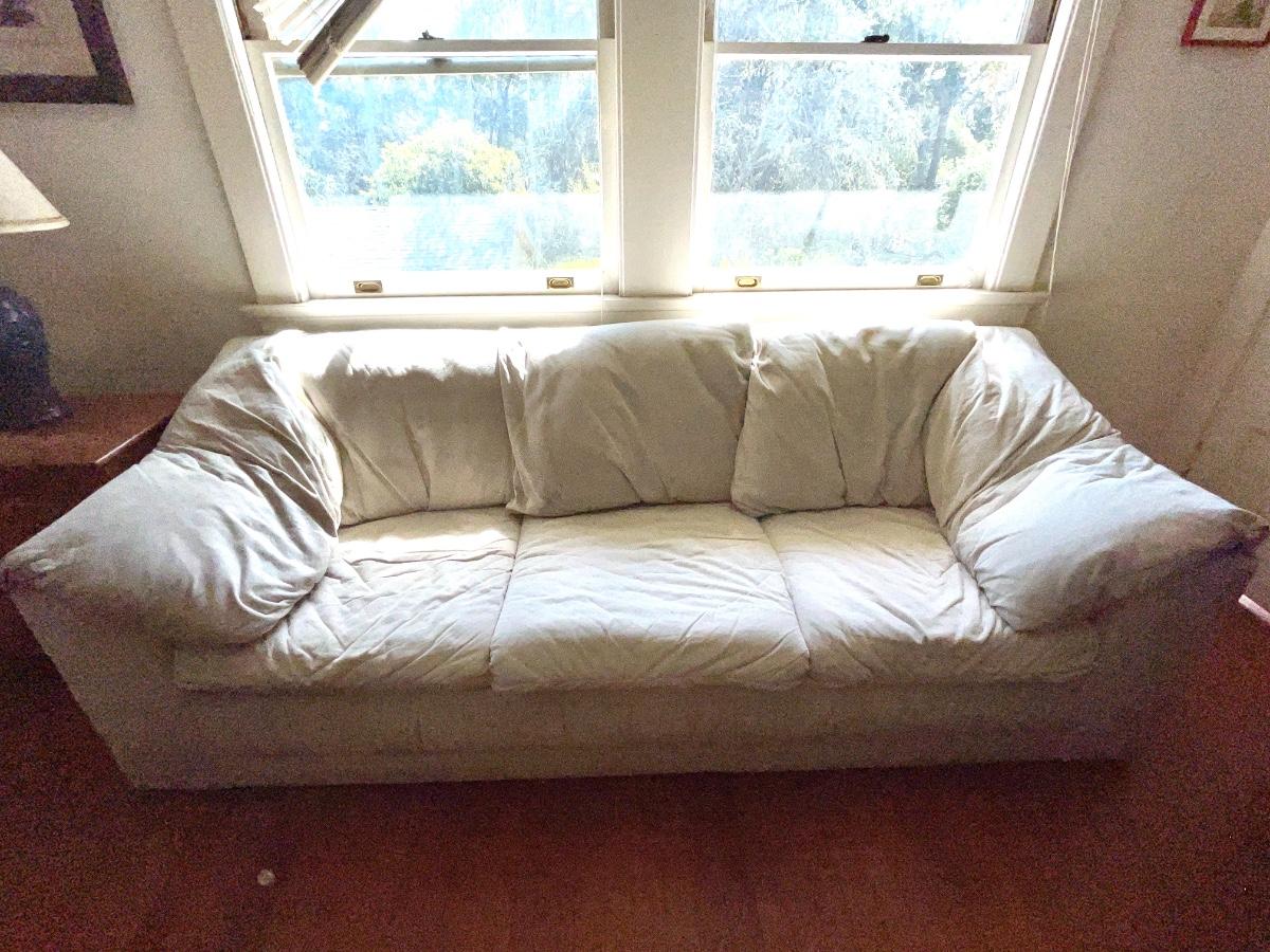 Lot 140 Ultra Suede Queen Size HideABed Pillow Top