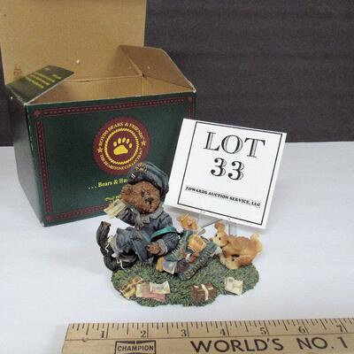 Boyd's Bears Bearstone Collection, Neither Rain, Snow, Sleet..., 2000 in Box