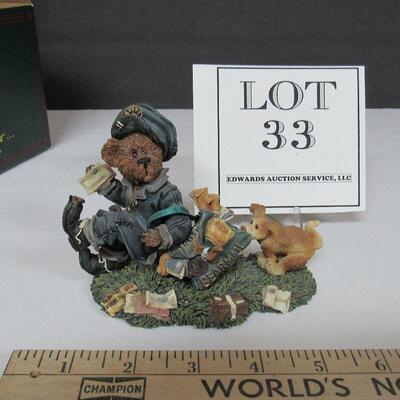 Boyd's Bears Bearstone Collection, Neither Rain, Snow, Sleet..., 2000 in Box
