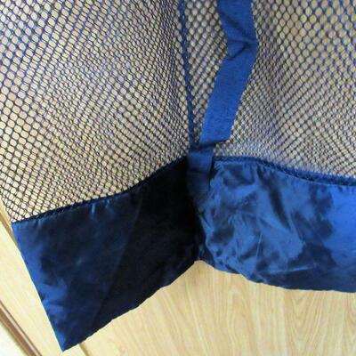 Nice Large Mesh Laundry Bag With Strap Handle