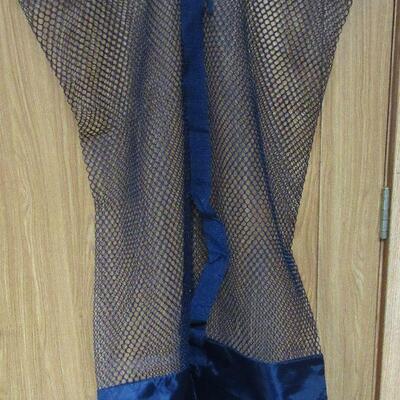 Nice Large Mesh Laundry Bag With Strap Handle