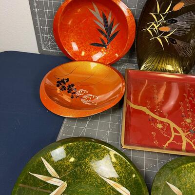 Lot of Asian lacquer Dishes. 
