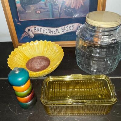 Lot 196 Sunflower Country Group Framed Print Bowl Pepper Grinder Refrigerator Jar 5pcs