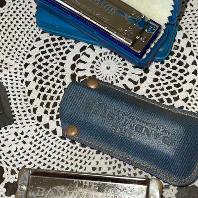 Lot 201 Group 7 Harmonicas Blue Hohner Lee Oscar Johnson
