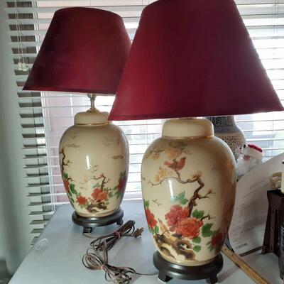 2 Vintage beautiful Porcelain oriental lamps