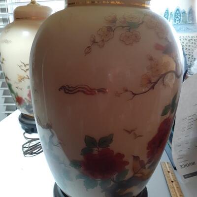 2 Vintage beautiful Porcelain oriental lamps
