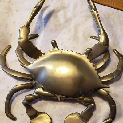 Brass crab box with hinged lid  vintage
