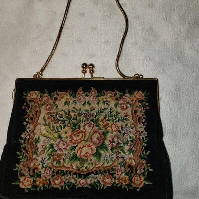 Vintage needlepoint embroidered purse