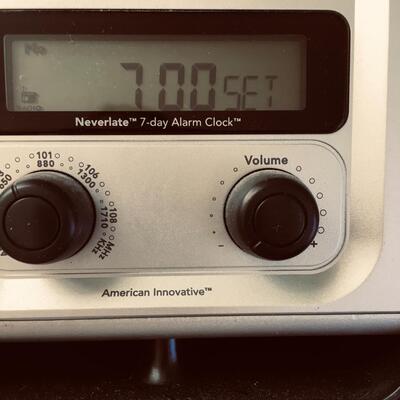 American Innovative clock radio