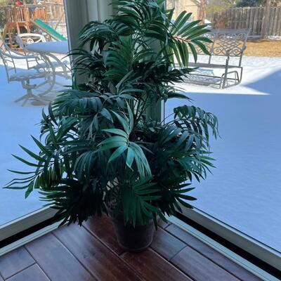 Large Areca Palm Silk Plant
