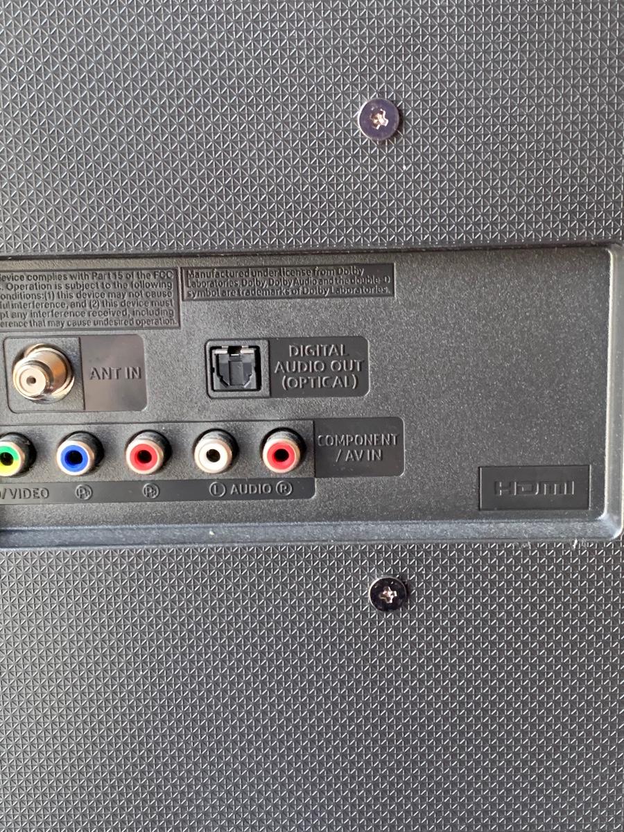 LOT 128R Samsung UN32M4500BF