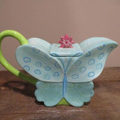 Ceramic Butterfly Tea Pot by Flutterlys