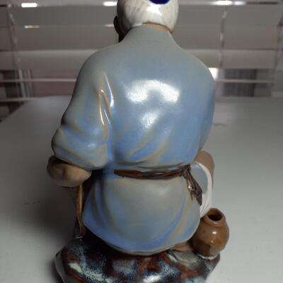 Vintage 7in tall Chinese man with kane