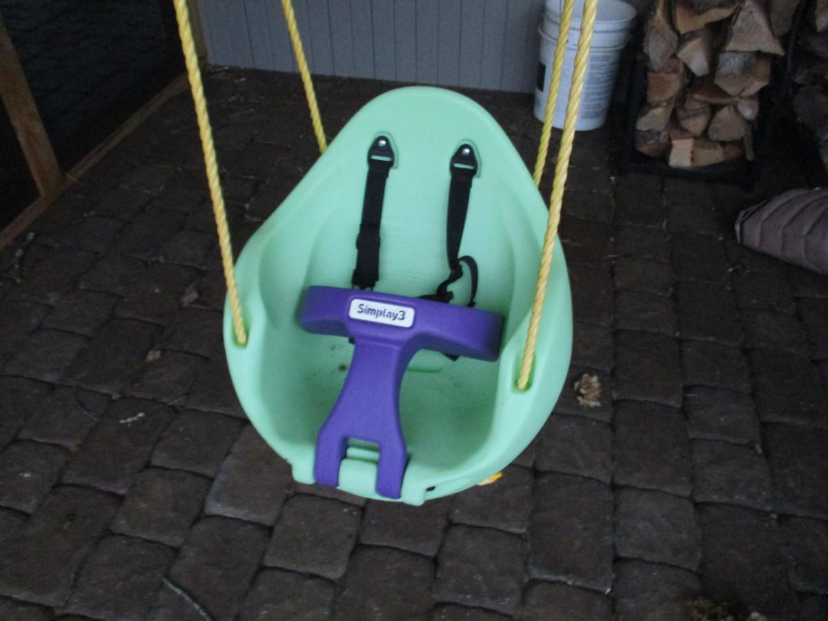 Hanging Baby Swing by Simplay 3