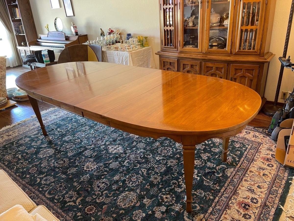 French Walnut Dining Table with 6 chairs