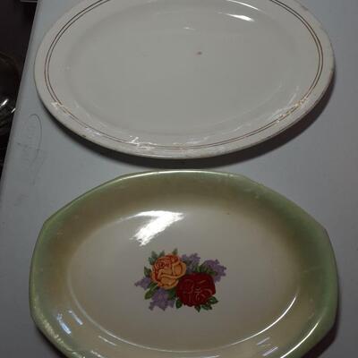 2 vintage servong platters