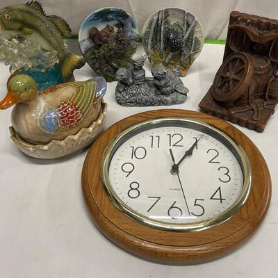 D58-Misc Lot with Clock
