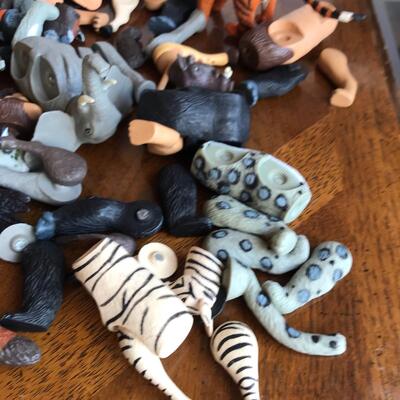 Plastic snap together animals AS IS