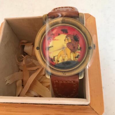 Lion King Limited edtion Watch with wood box