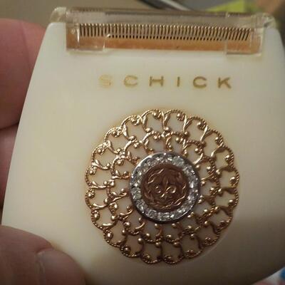 " Sun Beam Ladies Model 100 shaver".