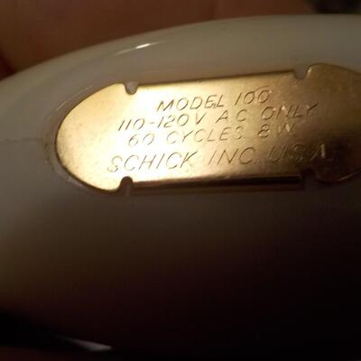 " Sun Beam Ladies Model 100 shaver".