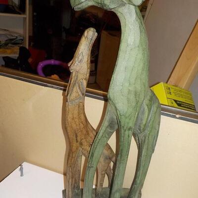 " Hand Carve giraffe Mother and baby ",