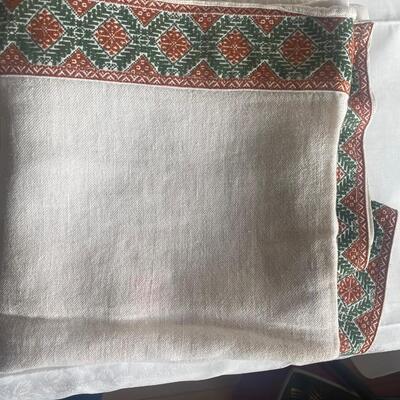 50x50 linen square tablecloth