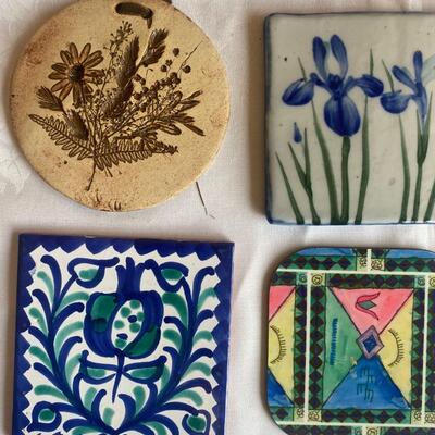 Coasters/decorative accents