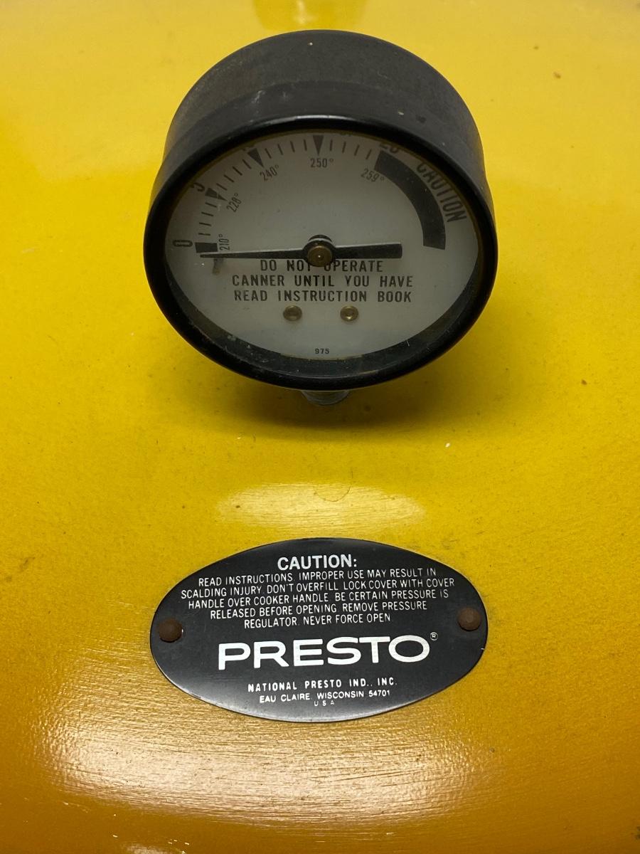 Vintage 1975 Presto 20 Quart Pressure Cooker Canner Harvest Gold  w/Instructions • $77.39