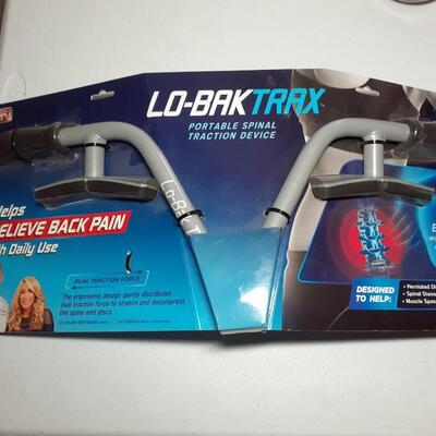 Lo-BakTrax portable spinal traction device