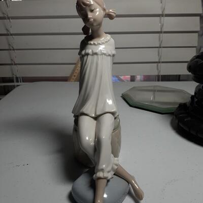 Vintage Lladro girl on chair