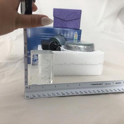 34) PACKERS | Crystal Packers Display and Light Base