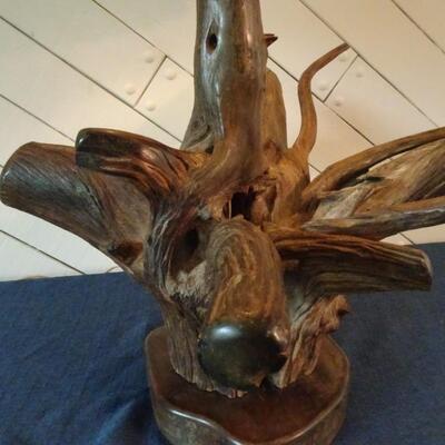 LOT 15. VINTAGE NATURAL WOOD TABLE LAMP