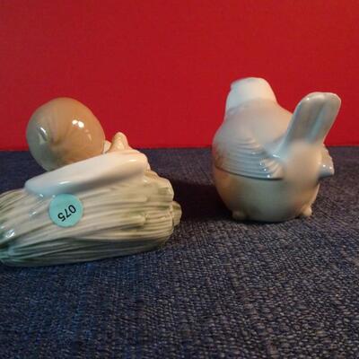 LOT 21. LLADRO FIGURINES