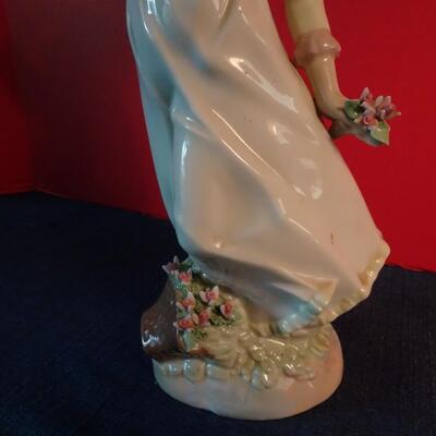 LOT 33   NADAL FIGURINE  12"