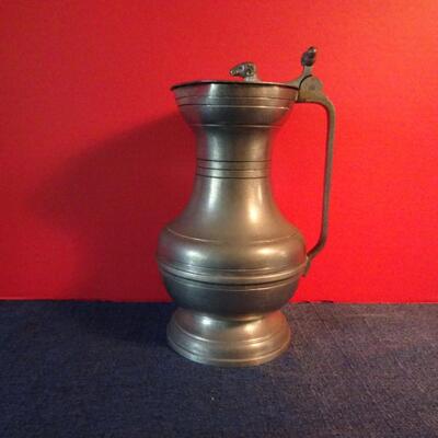 LOT 34.  PEWTER JUG 9.5"