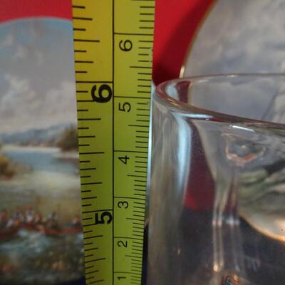 LOT 37. HOME DECOR