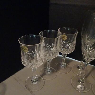 LOT 45. CRYSTAL GLASSES