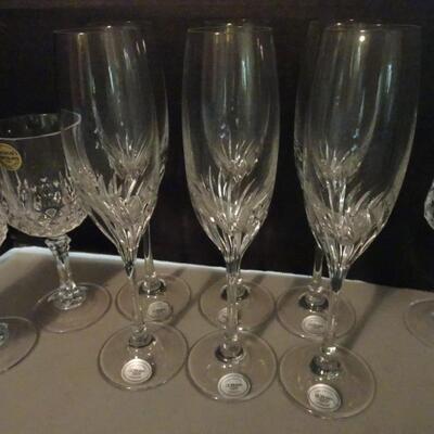 LOT 45. CRYSTAL GLASSES