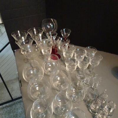 LOT 46. CRYSTAL GLASSES