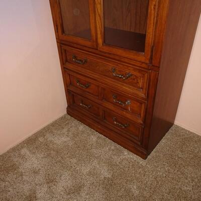 LOT 52. THOMASVILLE LIGHTED DISPLAY CABINET  32" X 80" X 18"